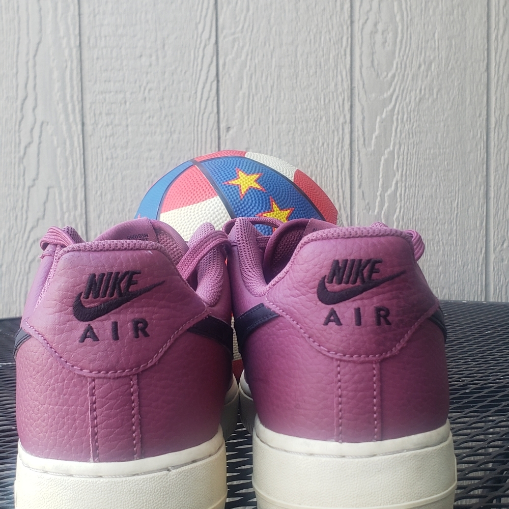 AIR FORCE 1'07 - Picture 8 of 16